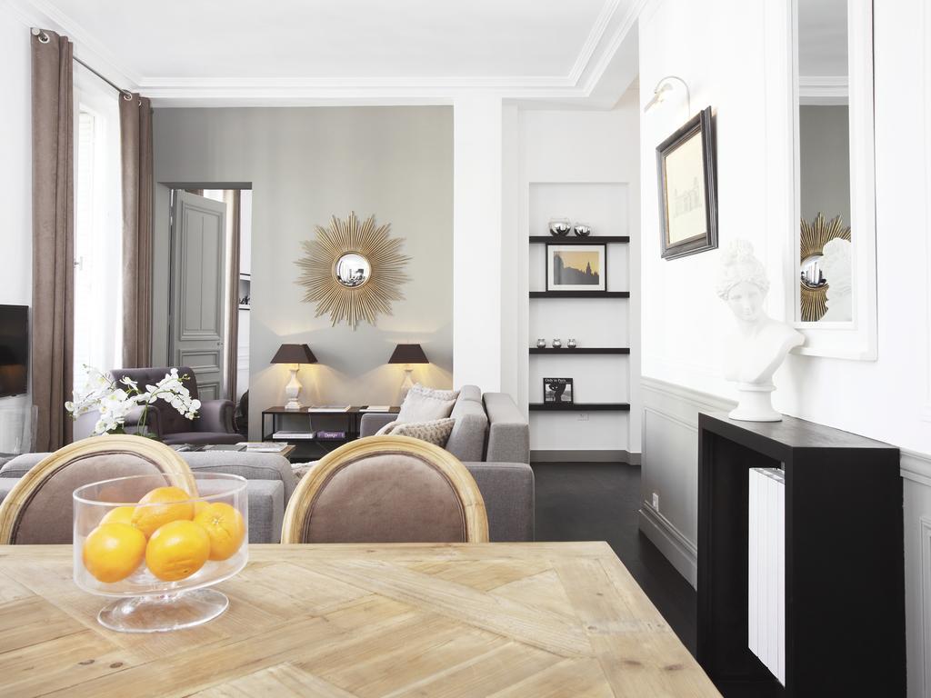 Livinparis - Luxury 3 Bedrooms Le Louvre I * Parijs
